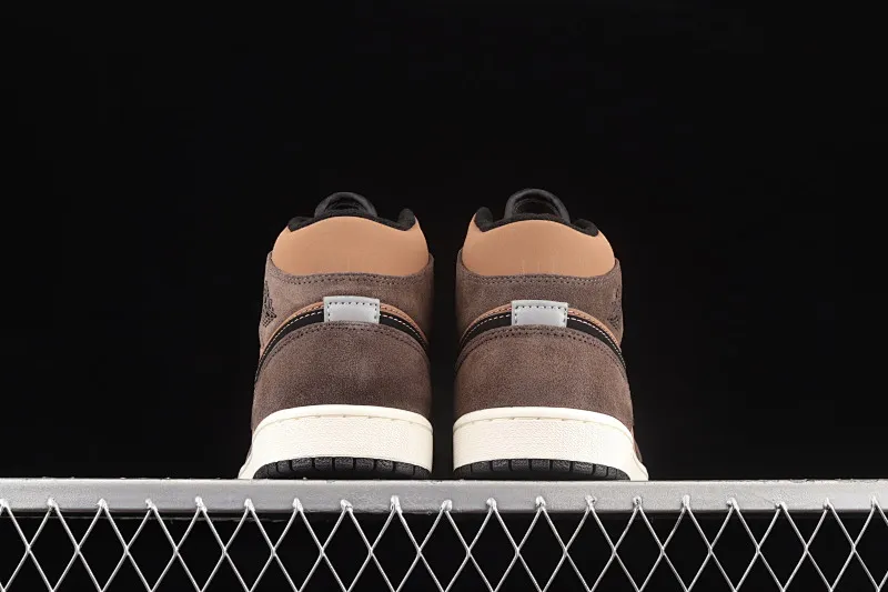 All categories Air Jordan Jordan series basketball shoes Air Jordan 1 Mid Air Jordan 1 Mid AJ1 Joe 1 chocolate brown mid-top cultural basketball shoes DC7294-200